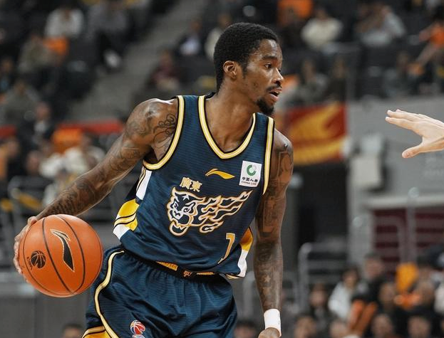 CBA全明星外援三缺一,五大候补各有优势,深圳洋枪入围概率最大(图2) image.png